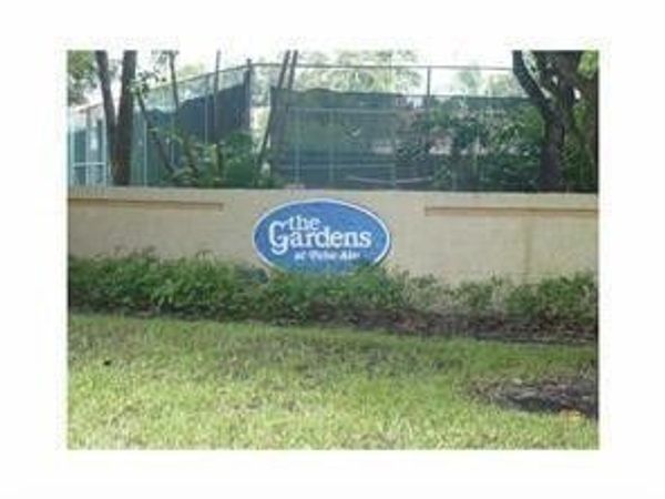 714 Gardens Dr, Unit 106, Pompano Beach, FL 33069