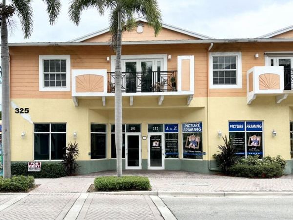 325 NE 2nd Avenue, Unit 102, Delray Beach, FL 33444