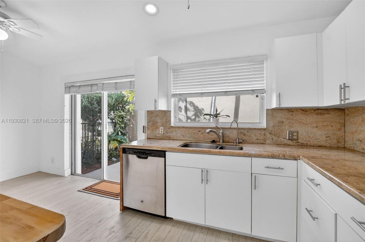 8091 Nadmar Ave, Boca Raton, FL 33434 Photo