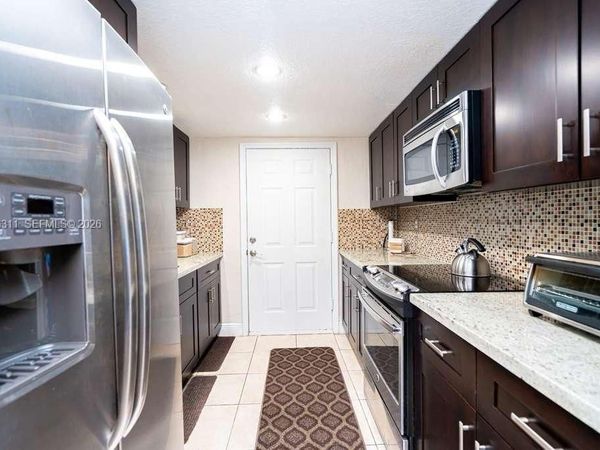 8600 SW 109th Ave, Unit 4-114, Miami, FL 33173
