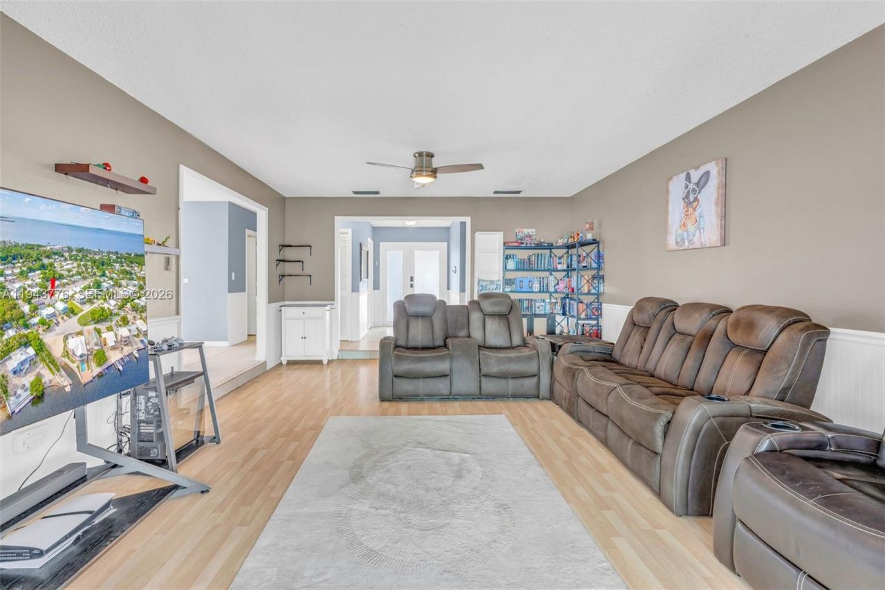 304 2nd Ter, Key Largo, FL 33037 Photo