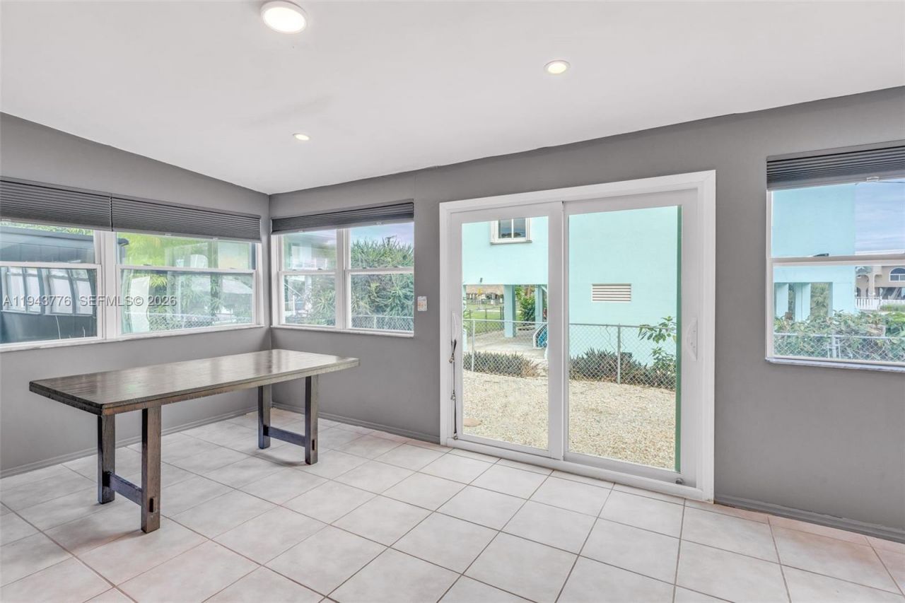 304 2nd Ter, Key Largo, FL 33037 Photo