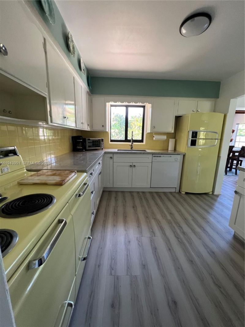 1425 Grant St , Hollywood, FL 33020 Photo