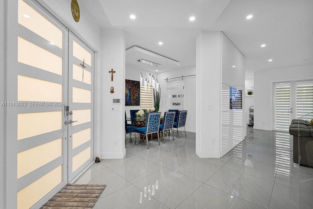 18061 NW 87th Ct, Hialeah, FL 33018 Photo