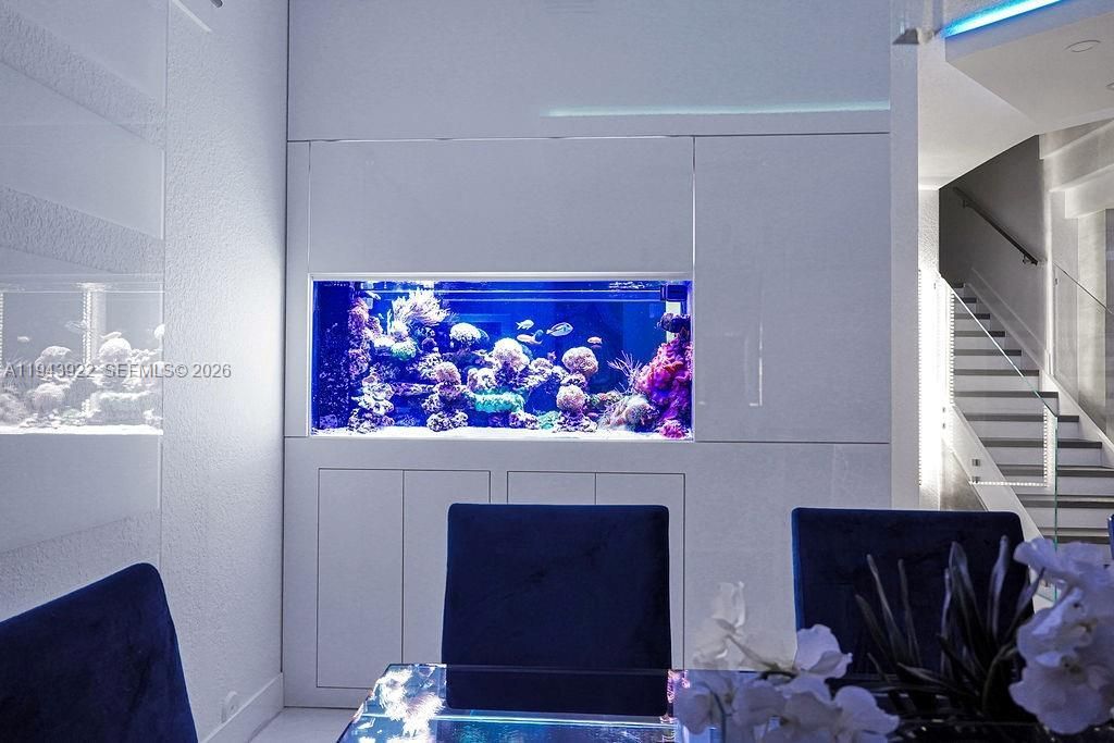 18061 NW 87th Ct, Hialeah, FL 33018 Photo