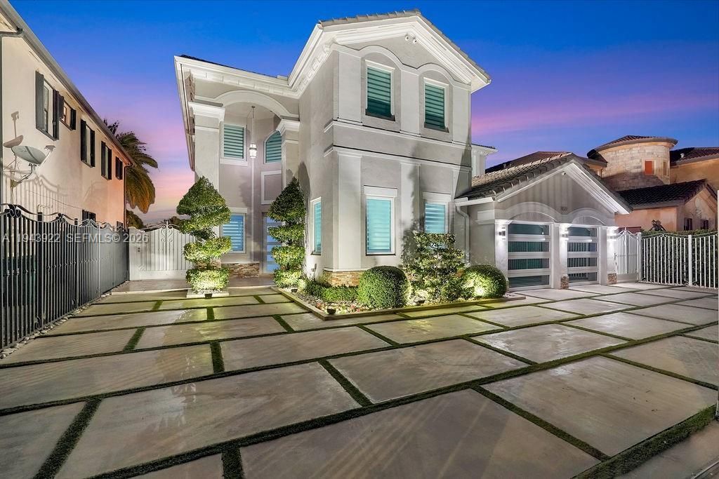 18061 NW 87th Ct, Hialeah, FL 33018 Photo