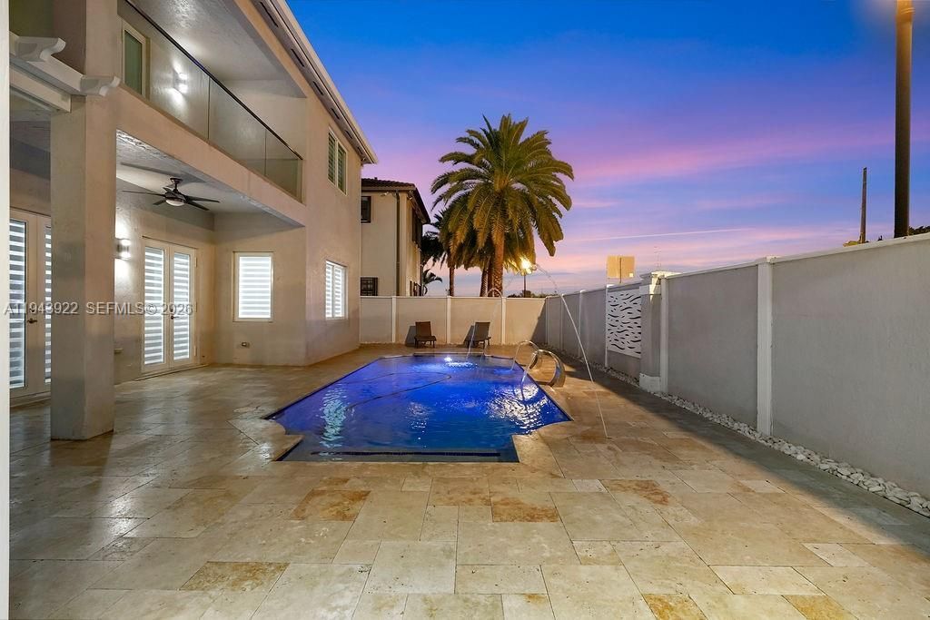 18061 NW 87th Ct, Hialeah, FL 33018 Photo