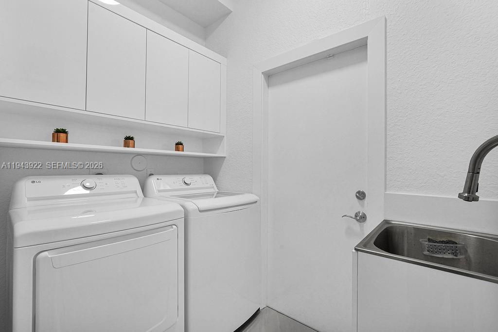 18061 NW 87th Ct, Hialeah, FL 33018 Photo