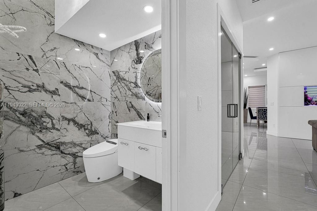 18061 NW 87th Ct, Hialeah, FL 33018 Photo