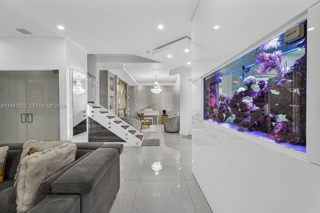 18061 NW 87th Ct, Hialeah, FL 33018 Photo