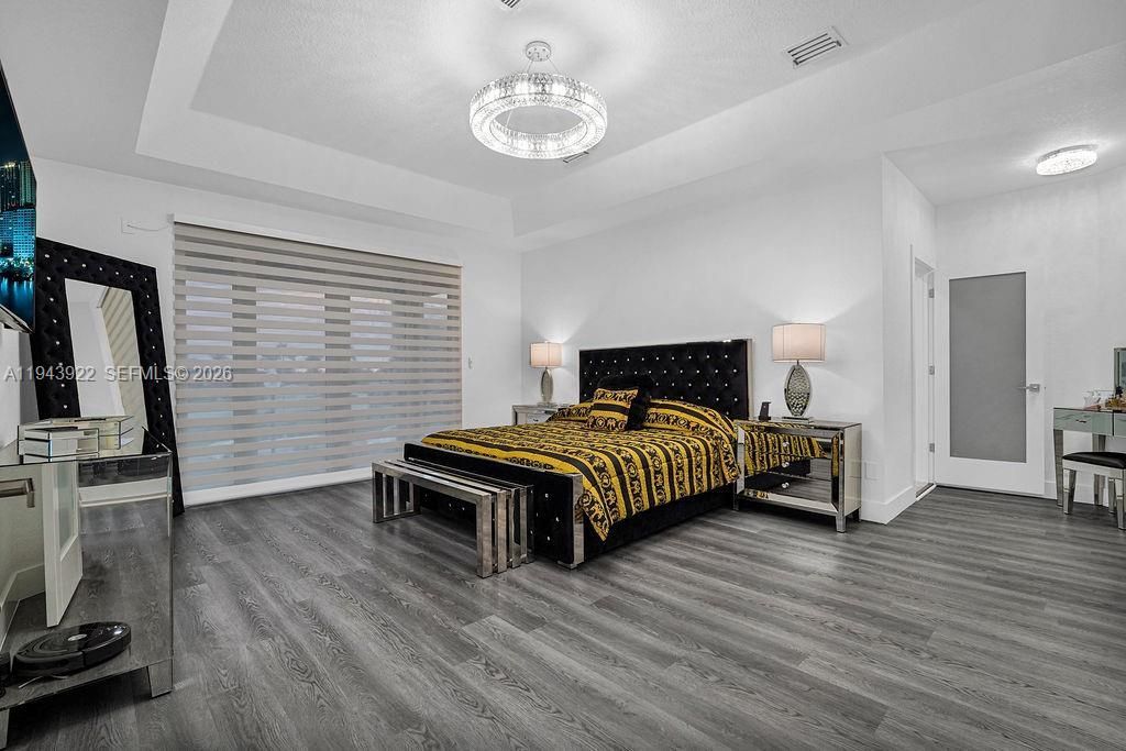 18061 NW 87th Ct, Hialeah, FL 33018 Photo