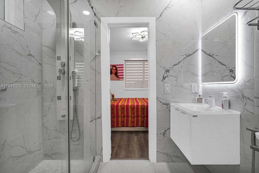 18061 NW 87th Ct, Hialeah, FL 33018 Photo