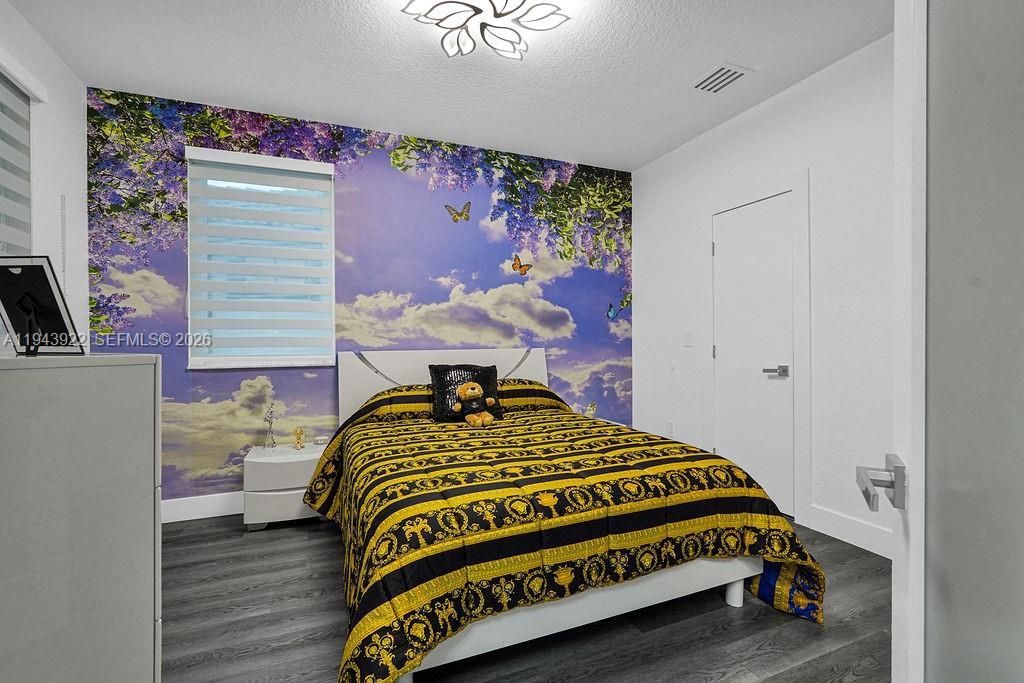 18061 NW 87th Ct, Hialeah, FL 33018 Photo