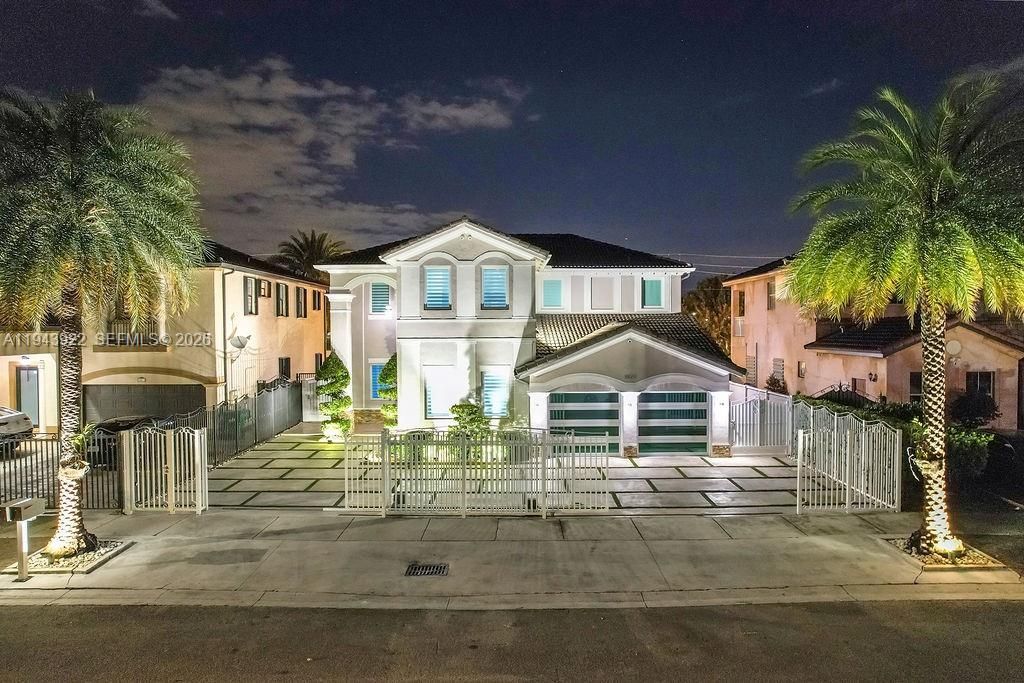 18061 NW 87th Ct, Hialeah, FL 33018 Photo