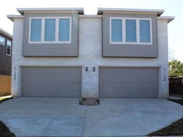 1628 E Davis Avenue, Fort Worth, TX 76104