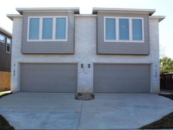 1628 E Davis Avenue, Fort Worth, TX 76104