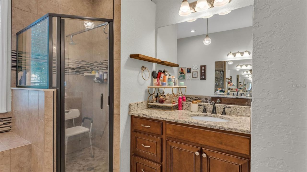 1345 Longoak Dr Drive N, Lakeland, FL 33811 Photo