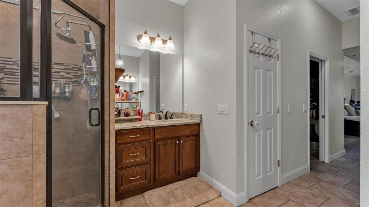 1345 Longoak Dr Drive N, Lakeland, FL 33811 Photo