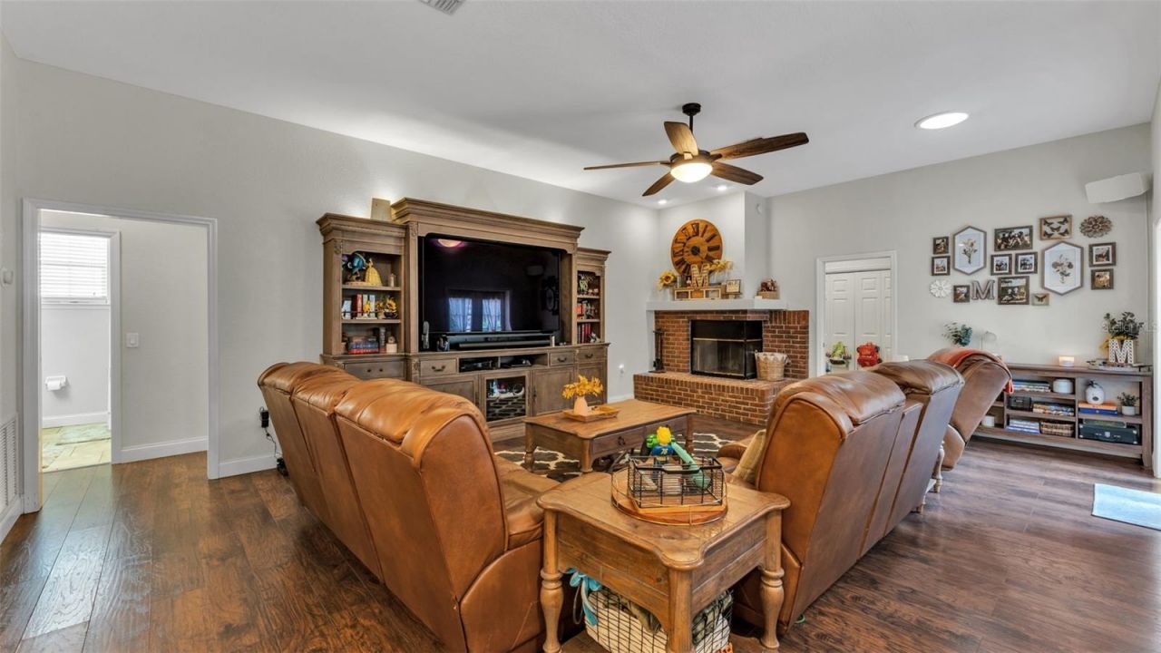 1345 Longoak Dr Drive N, Lakeland, FL 33811 Photo