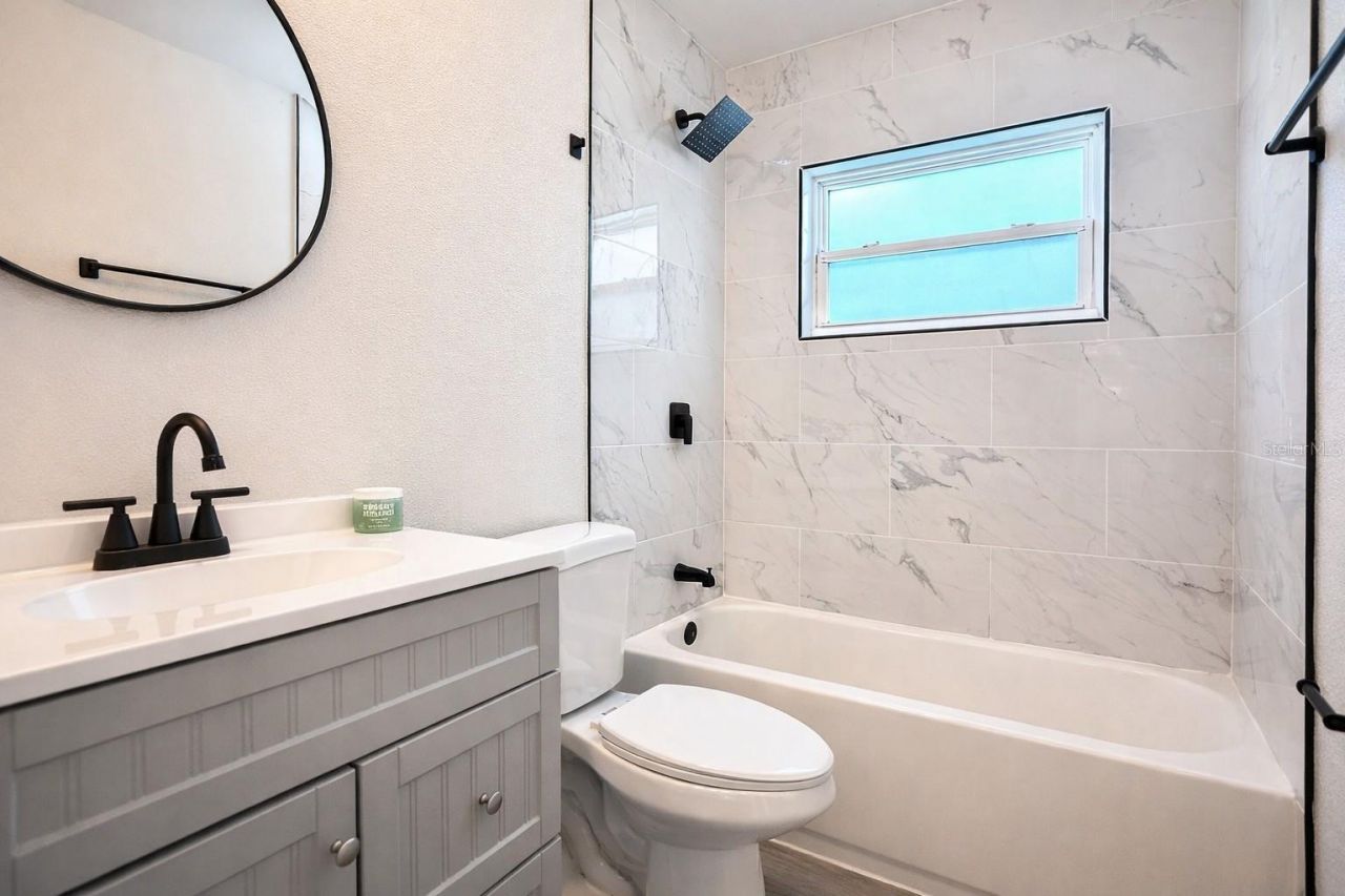 1735 Michigan Avenue Ne, Saint Petersburg, FL 33703 Photo