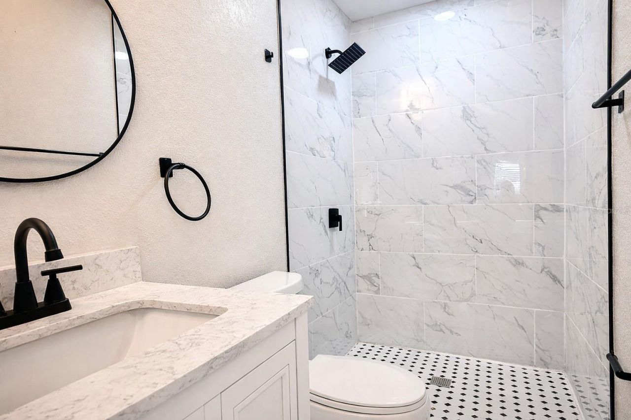 1735 Michigan Avenue Ne, Saint Petersburg, FL 33703 Photo