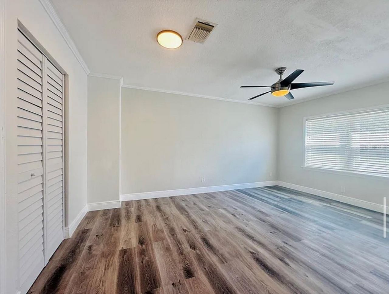 1735 Michigan Avenue Ne, Saint Petersburg, FL 33703 Photo