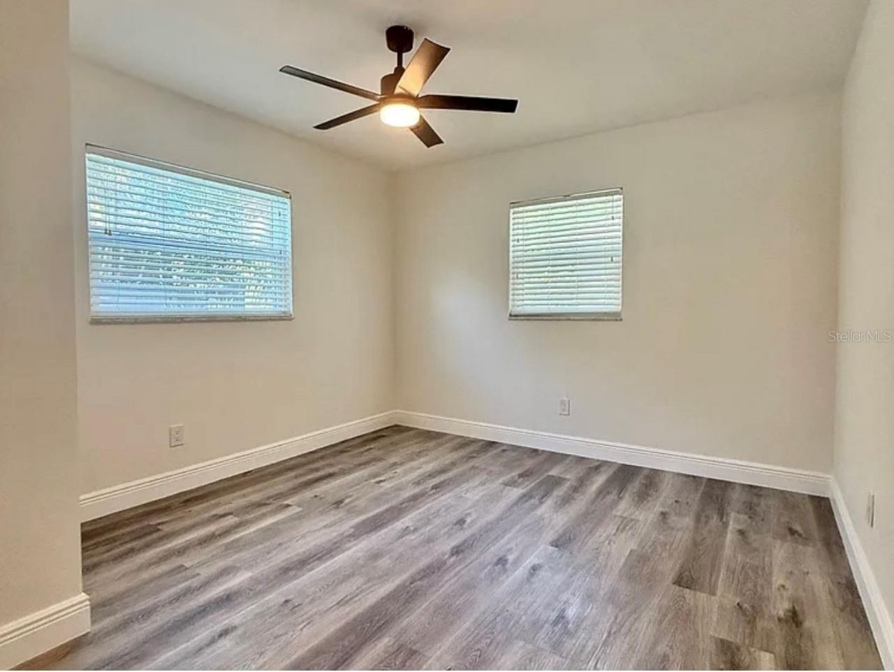 1735 Michigan Avenue Ne, Saint Petersburg, FL 33703 Photo