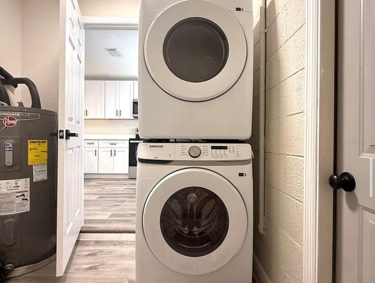 1735 Michigan Avenue Ne, Saint Petersburg, FL 33703 Photo