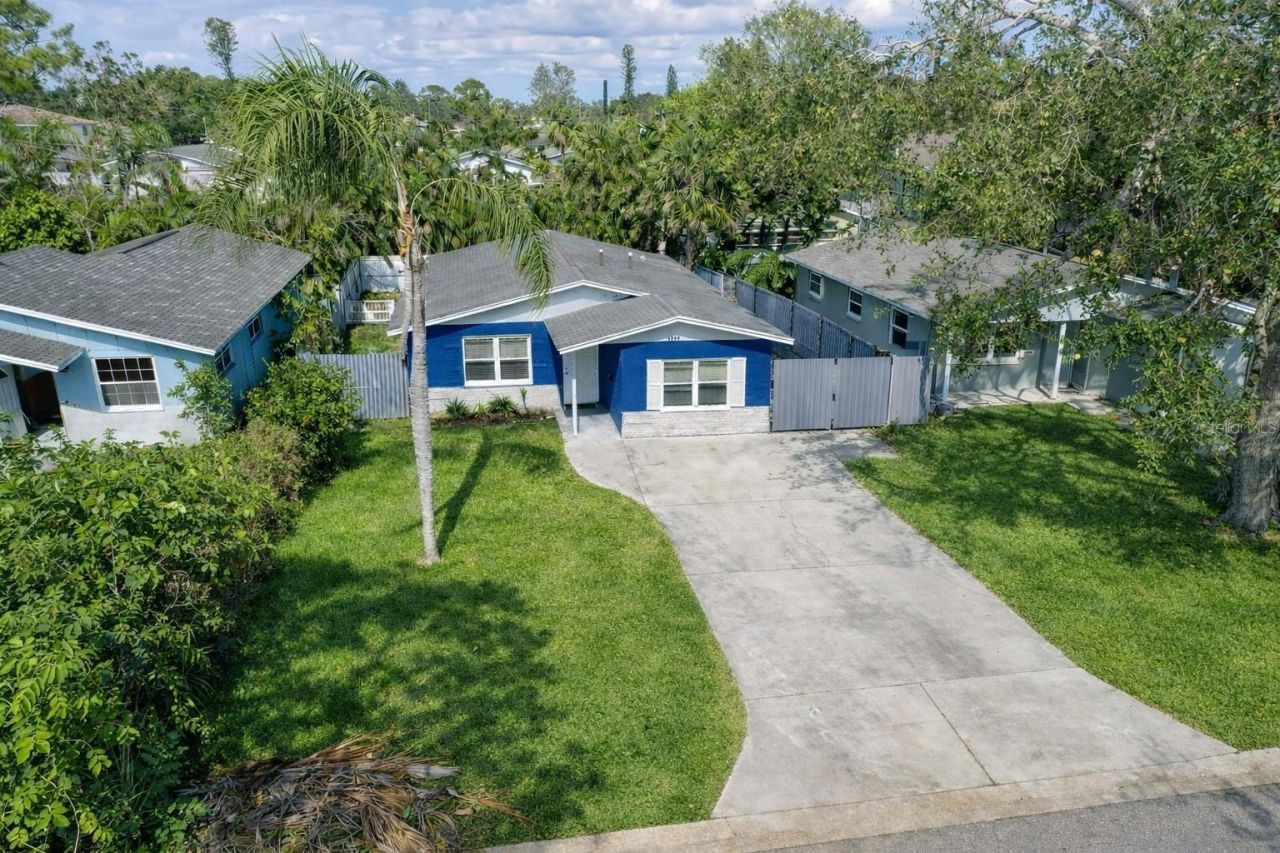 1735 Michigan Avenue Ne, Saint Petersburg, FL 33703 Photo