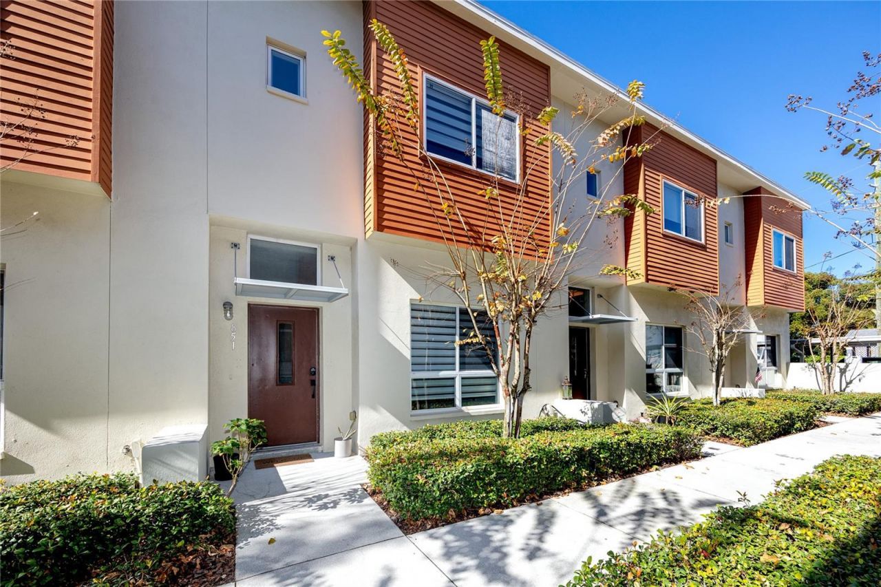 851 3rd Ave N, Saint Petersburg, FL 33701 Main Photo