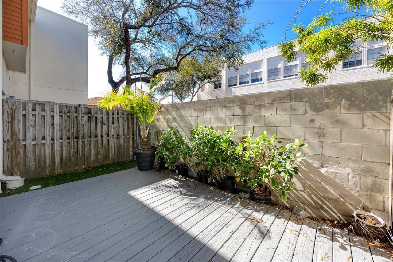 851 3rd Ave N, Saint Petersburg, FL 33701 Photo