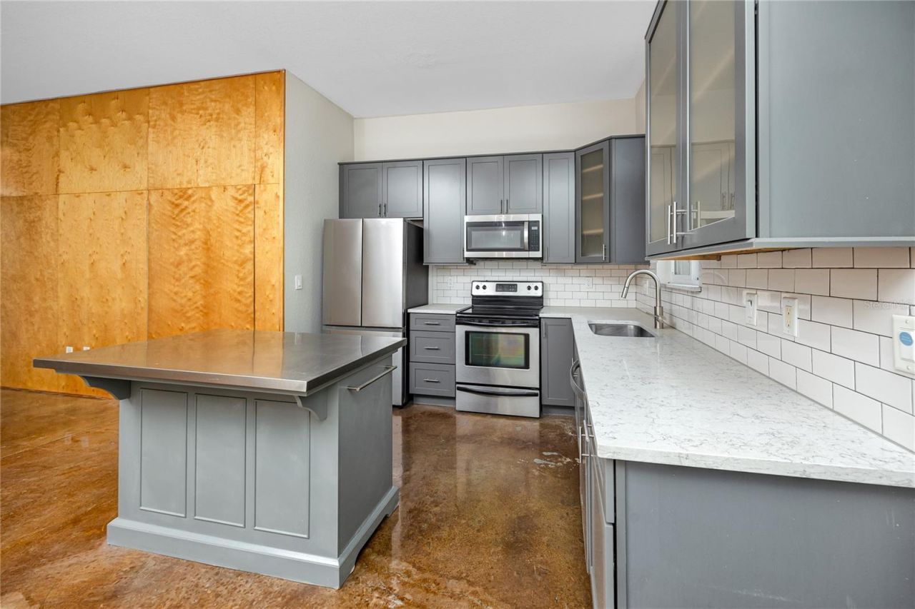 851 3rd Ave N, Saint Petersburg, FL 33701 Photo