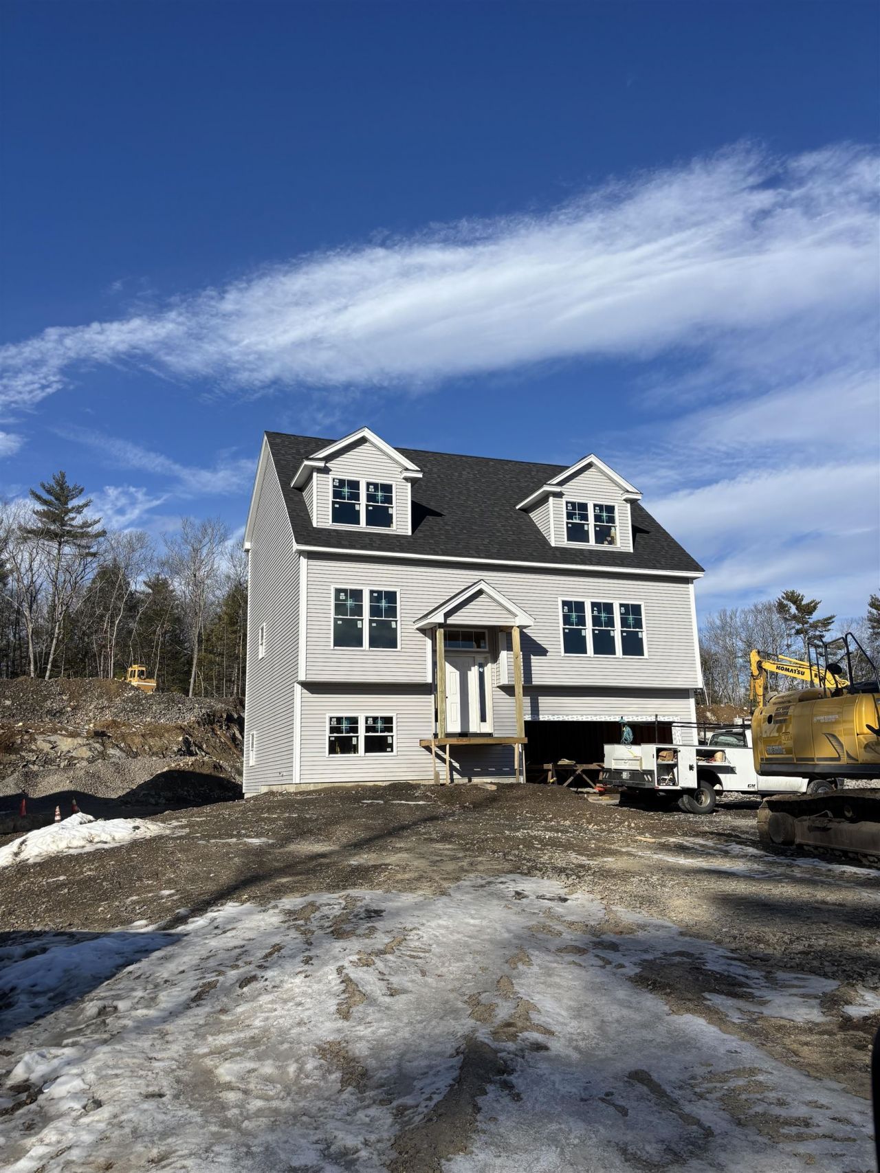 12 Mica Drive, Unit 2, Raymond, NH 03077 Main Photo