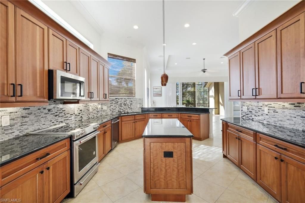 18190 Parkside Greens Dr, Fort Myers, FL 33908 Photo