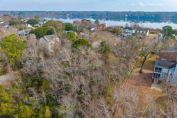 1501 Reserve Parkway photo 4