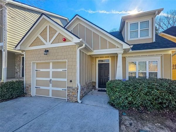 133 Wellbrook Court NE, Conyers, GA 30012