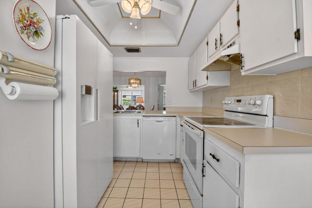 6262 Tall Cypress Circle, Greenacres, FL 33463 Photo