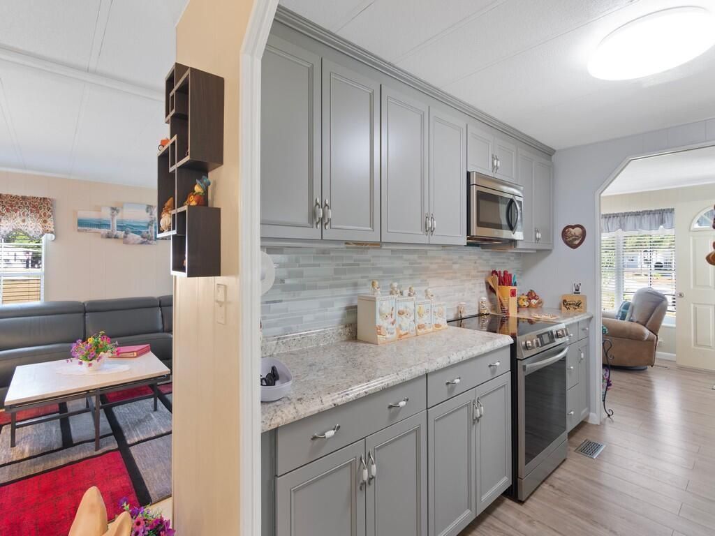 10 SE Iberian Lane, Port Saint Lucie, FL 34952 Photo