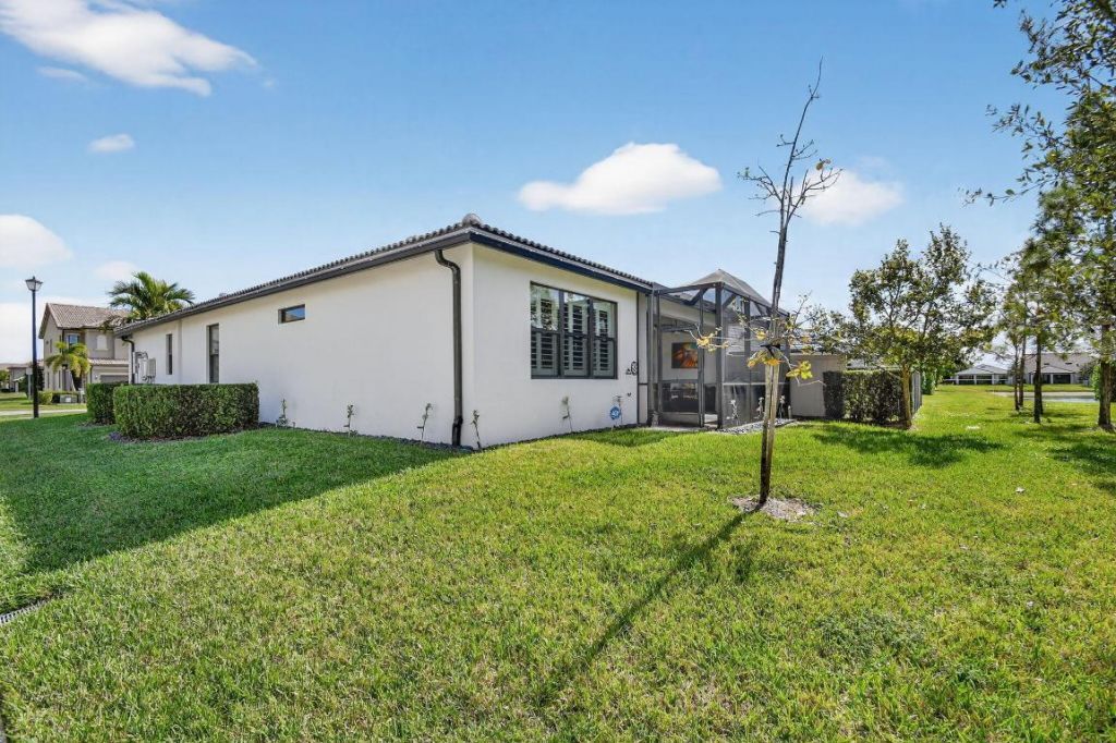 4785 San Fratello Circle, Lake Worth, FL 33467 Photo