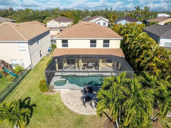 2084 Cape Heather CIR, CAPE CORAL, FL 33991