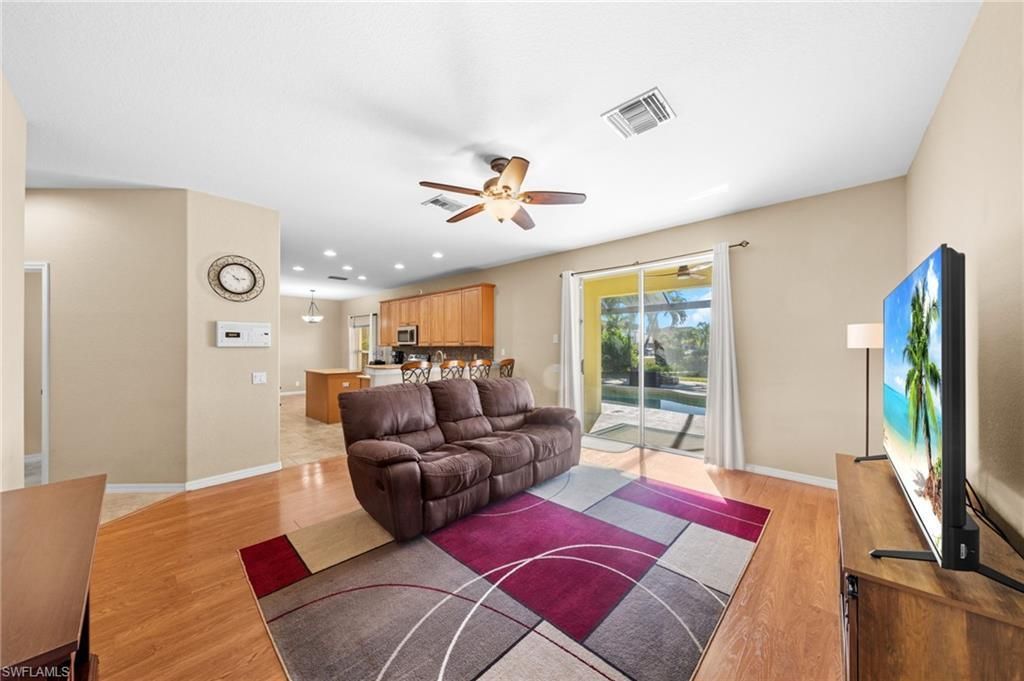 2084 Cape Heather Cir, Cape Coral, FL 33991 Photo