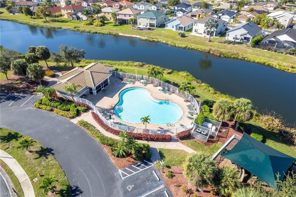 2084 Cape Heather Cir, Cape Coral, FL 33991 Photo