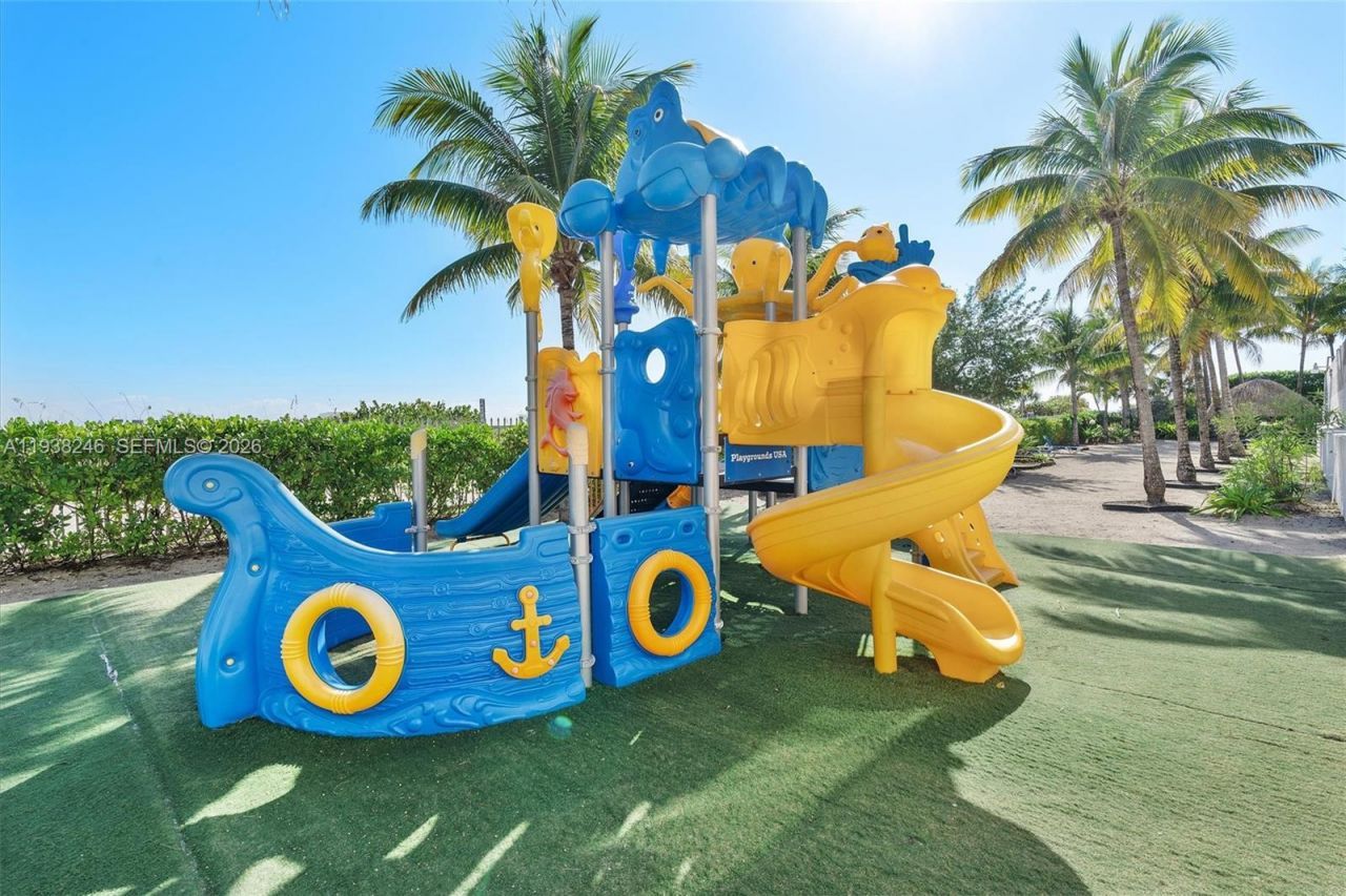 6039 Collins Ave , Unit 1104, Miami Beach, FL 33140 Photo