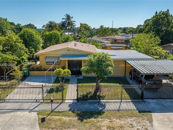 2000 NW 131st St , Miami, FL 33167