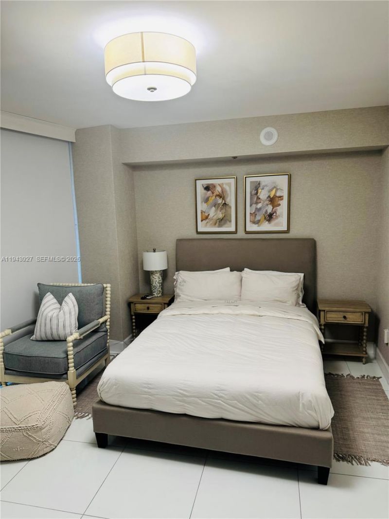 465 Brickell Ave , Unit 618, Miami, FL 33131 Photo