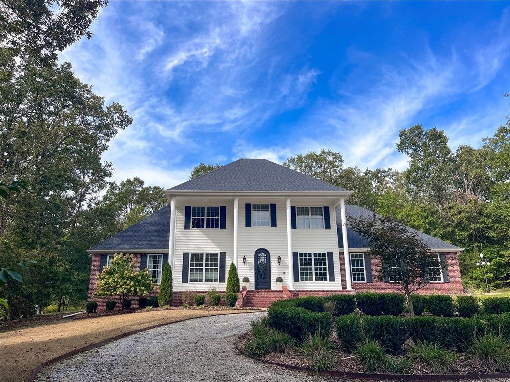 18818 Cedar Rock Road, Fayetteville, AR 72701 Main Photo