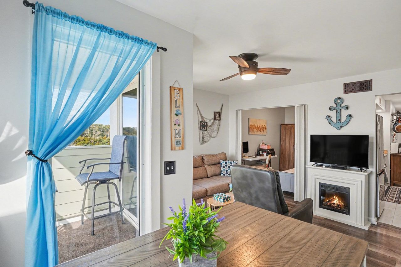 9400 Shore Dr. Photo 10