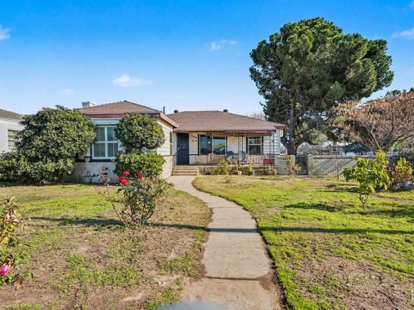 216 Bedford Way, Bakersfield, CA 93308