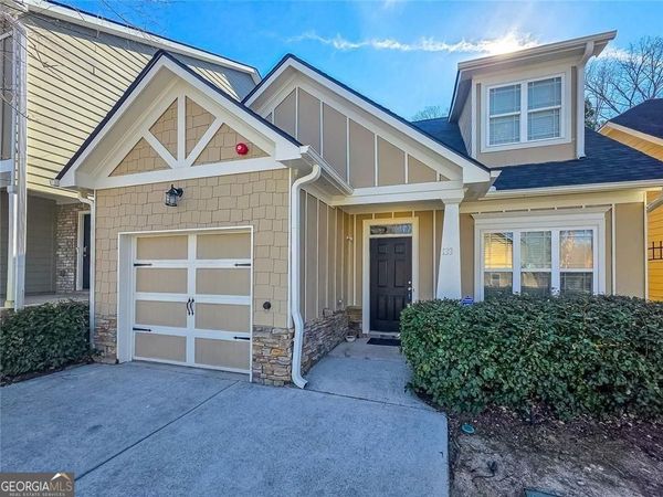 133 Wellbrook Court NE, Conyers, GA 30012