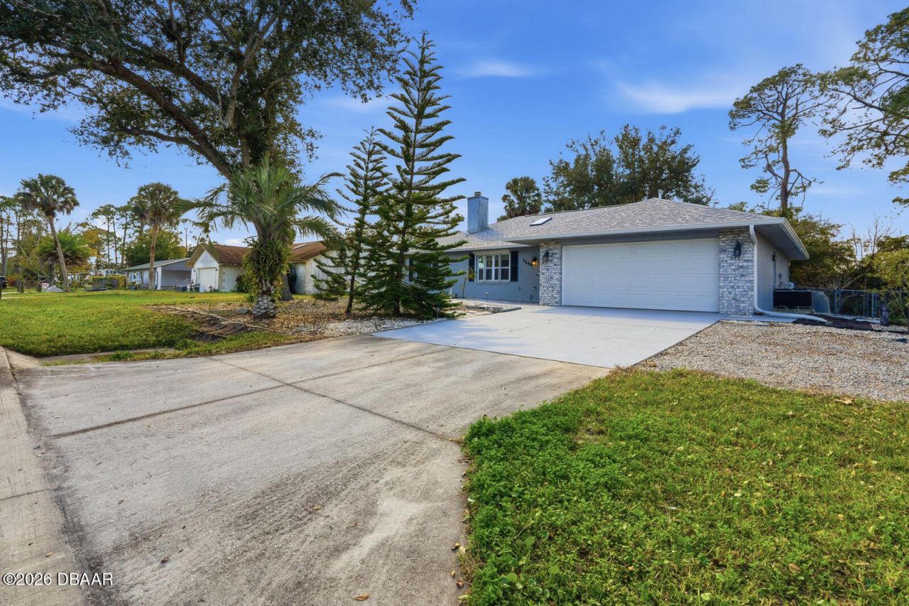 2548 Crestwood Avenue, New Smyrna Beach, FL 32168 Photo